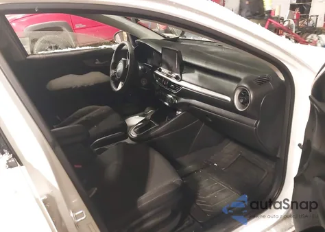 2019 Kia Forte Lxs z USA, uszkodzony, nr VIN 3KPF24ADXKE103532